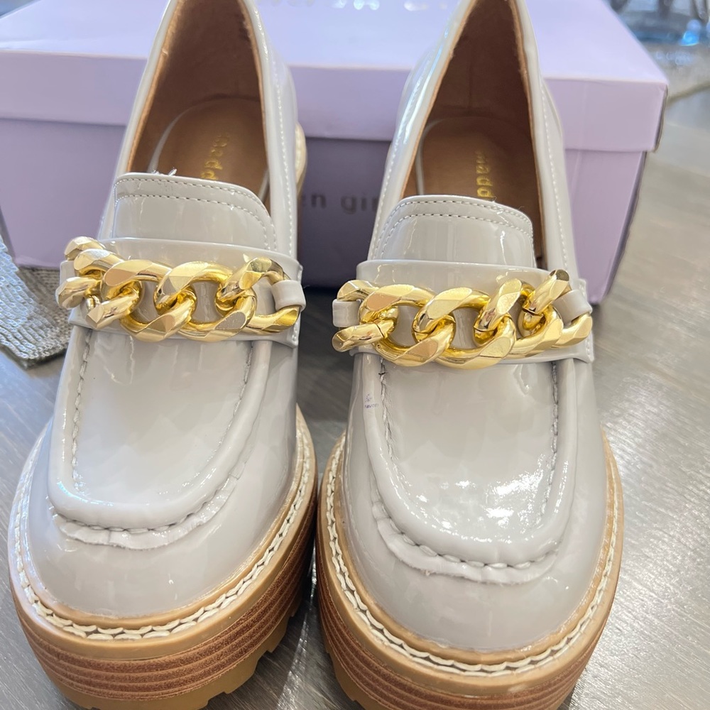 Madden girl chain shoes